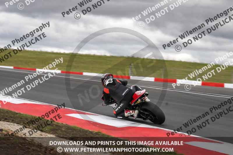 cadwell no limits trackday;cadwell park;cadwell park photographs;cadwell trackday photographs;enduro digital images;event digital images;eventdigitalimages;navarra;no limits trackdays;peter wileman photography;racing digital images;trackday digital images;trackday photos
